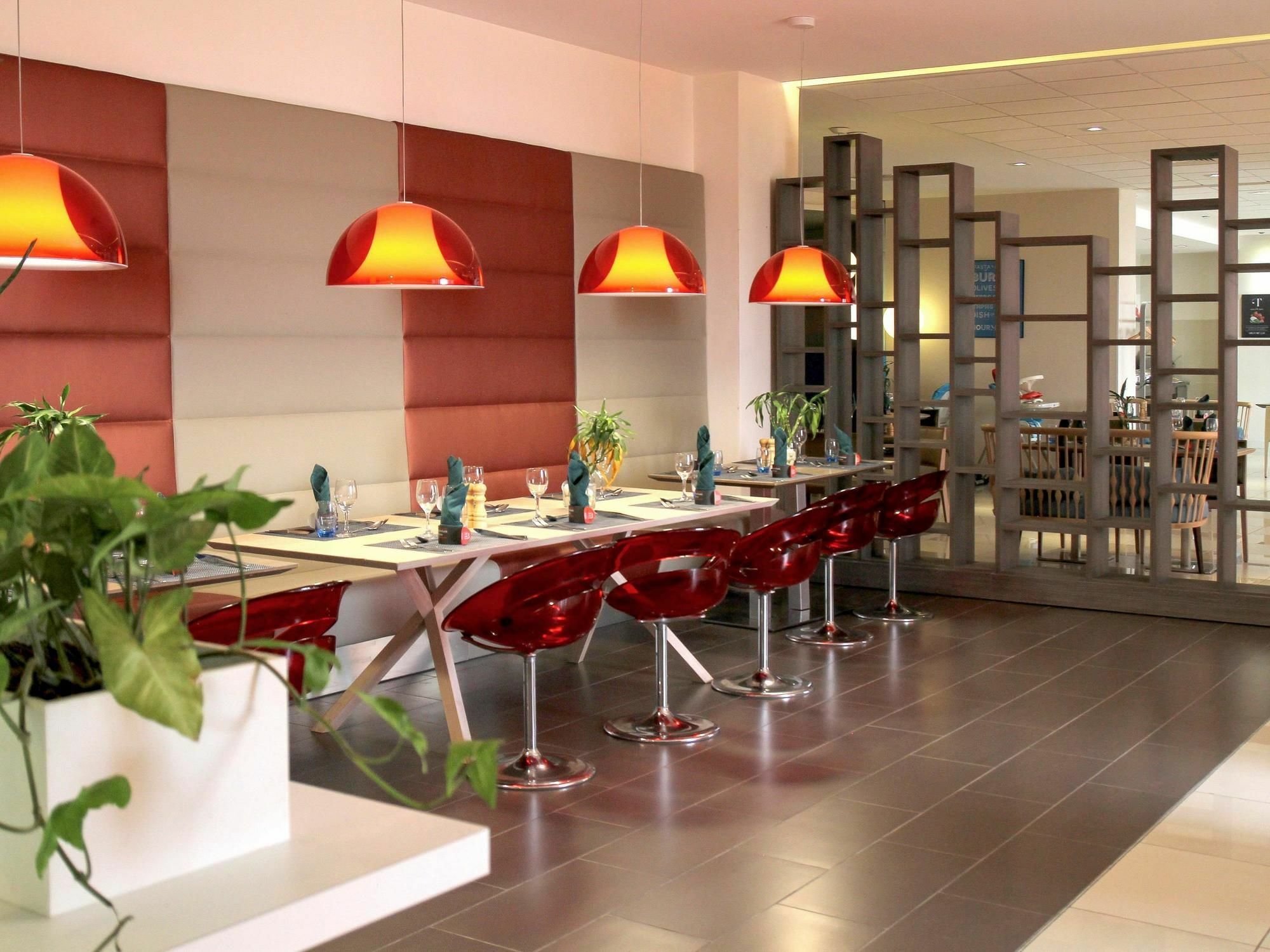 Novotel Constantine Buitenkant foto